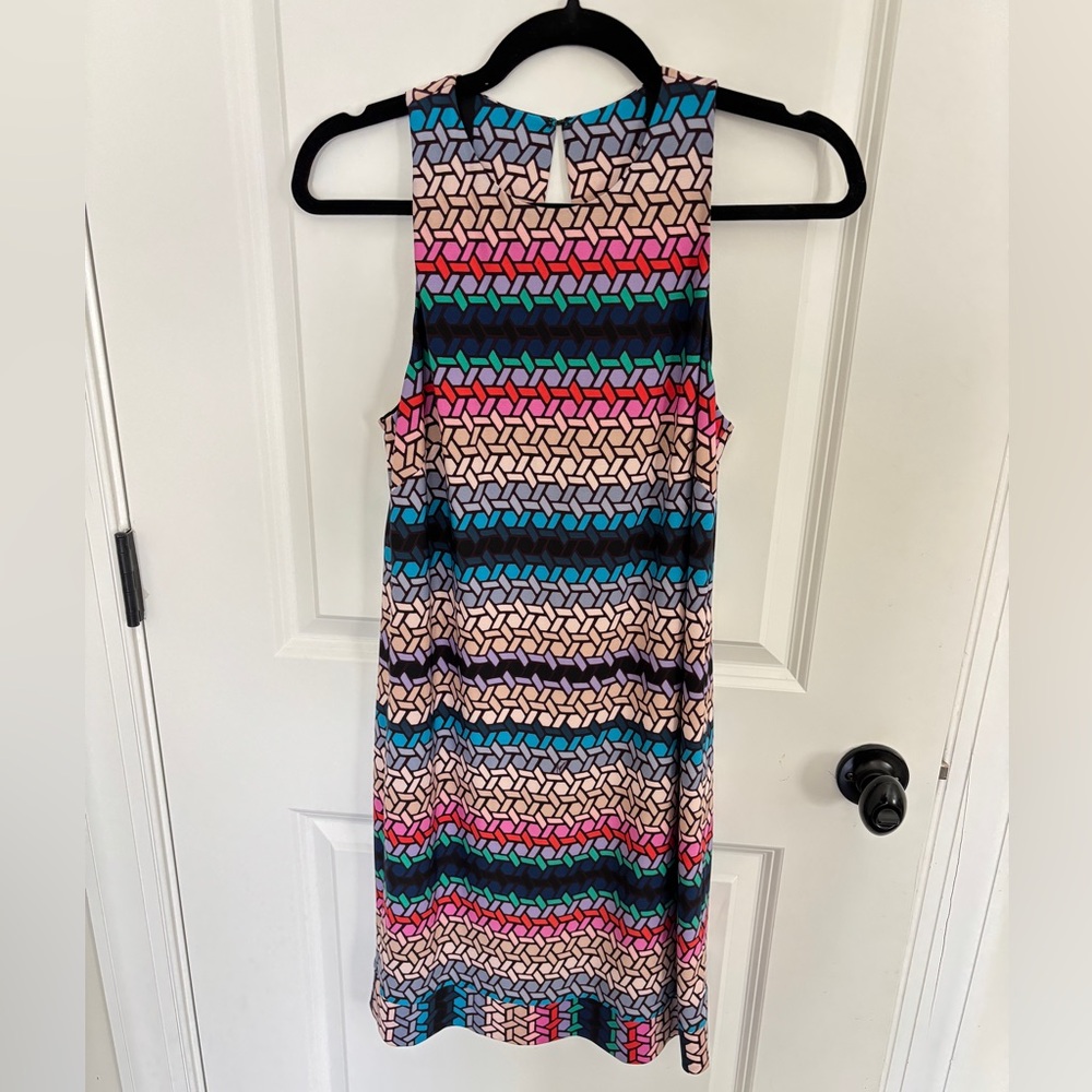 Trina Turk Macee Geometric Dress. Size 2 - Picture 6 of 12